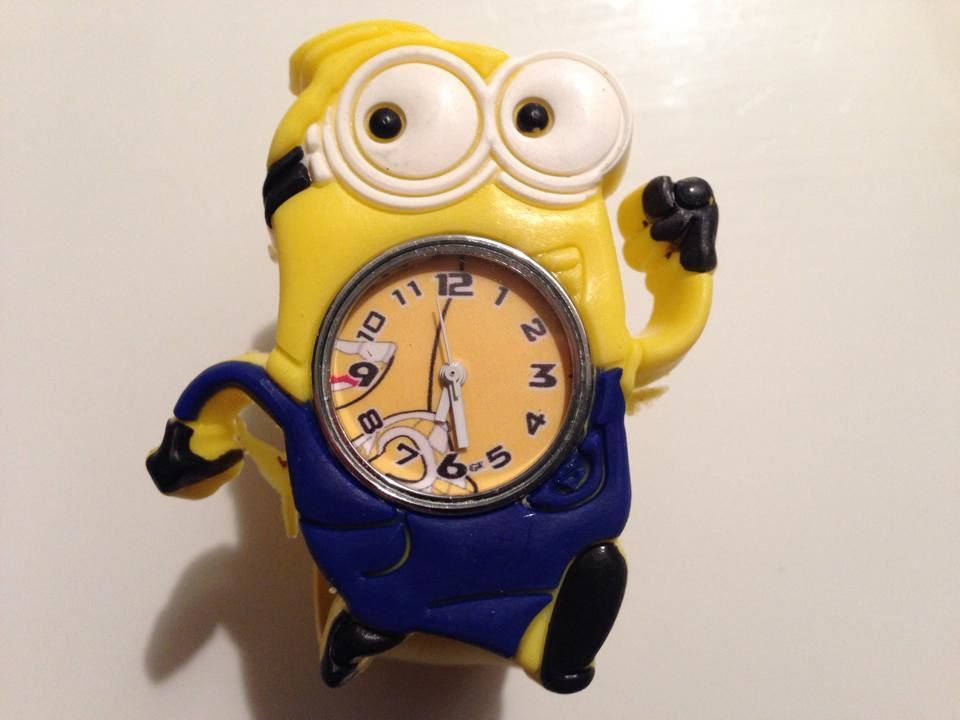 DESPICABLE ME 2 KIDS MINION SLAP ON WATCH CHILDRENS WOMENS GIRLS BOYS eBay