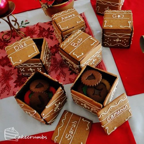 Gingerbread Boxes Cakecrumbs