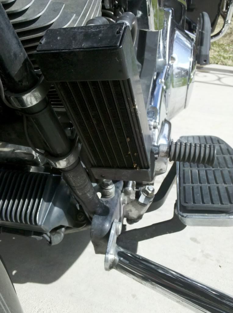 Fan for an oil cooler? Road Glide