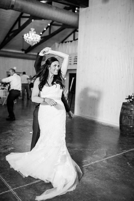  photo abram-farm-wedding-photo-2863_zpstih6ypeo.jpg